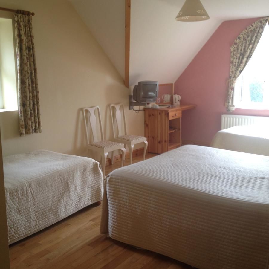Отели типа «постель и завтрак» Yeats Lodge B&B Drumcliff-37